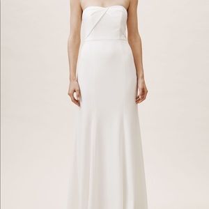 Gorgeous, worn once, Watters & Watters Gown, ivory, size 12